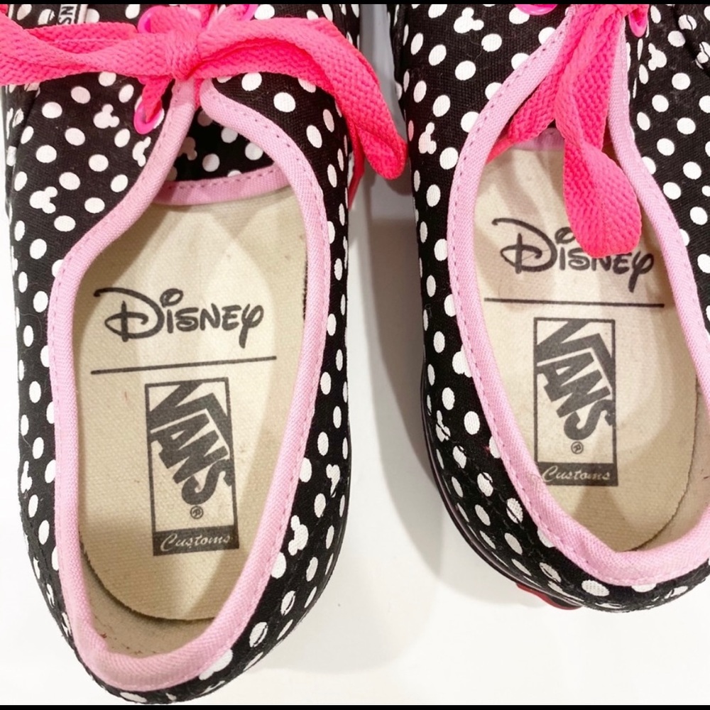 Rare Vans Custom Disney Sneakers-- Mickey Mouse - Picture 6 of 8